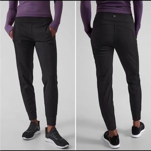 NWOT XS athleta rainier joggers
